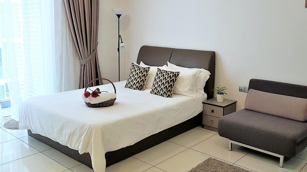 Five Senses Suite In M Suite Klcc Куала Лумпур Екстериор снимка